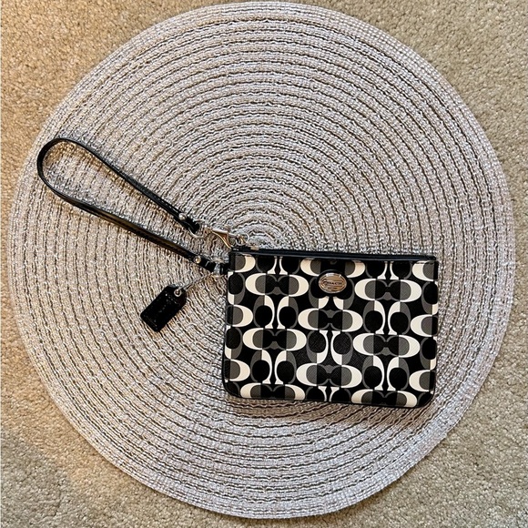 Coach Handbags - *Like New* Coach Black and White Patterned Wristlet